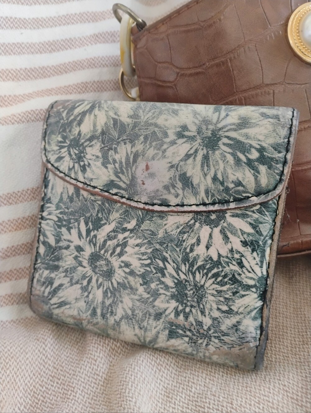 Patricia Nash Leather Wallet Floral Coin Clutch